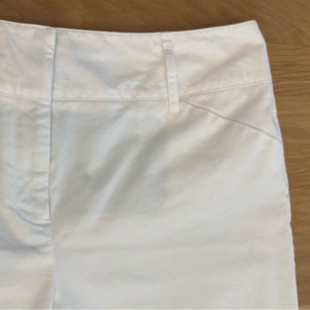 Dana Buchman Signature Womens White Cotton Shorts w Stretch/Side Pockets/Size 10 - Picture 4 of 10